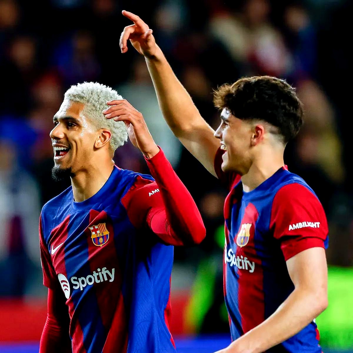 sport-曼联绝杀AC米兰,范戴克乌龙送礼英超