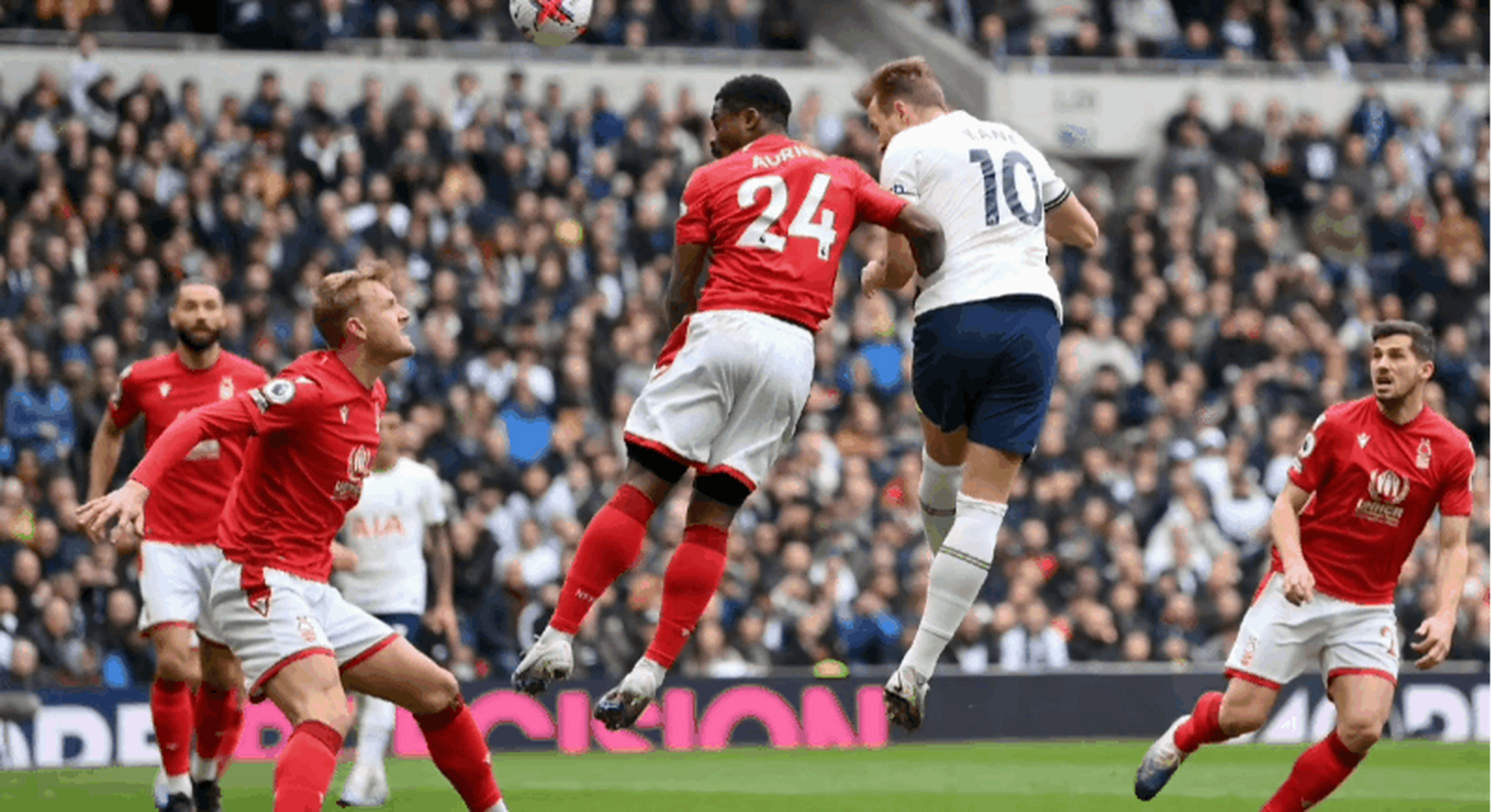 体育在线-热刺战平切尔西,孙兴慜梅开二度意甲