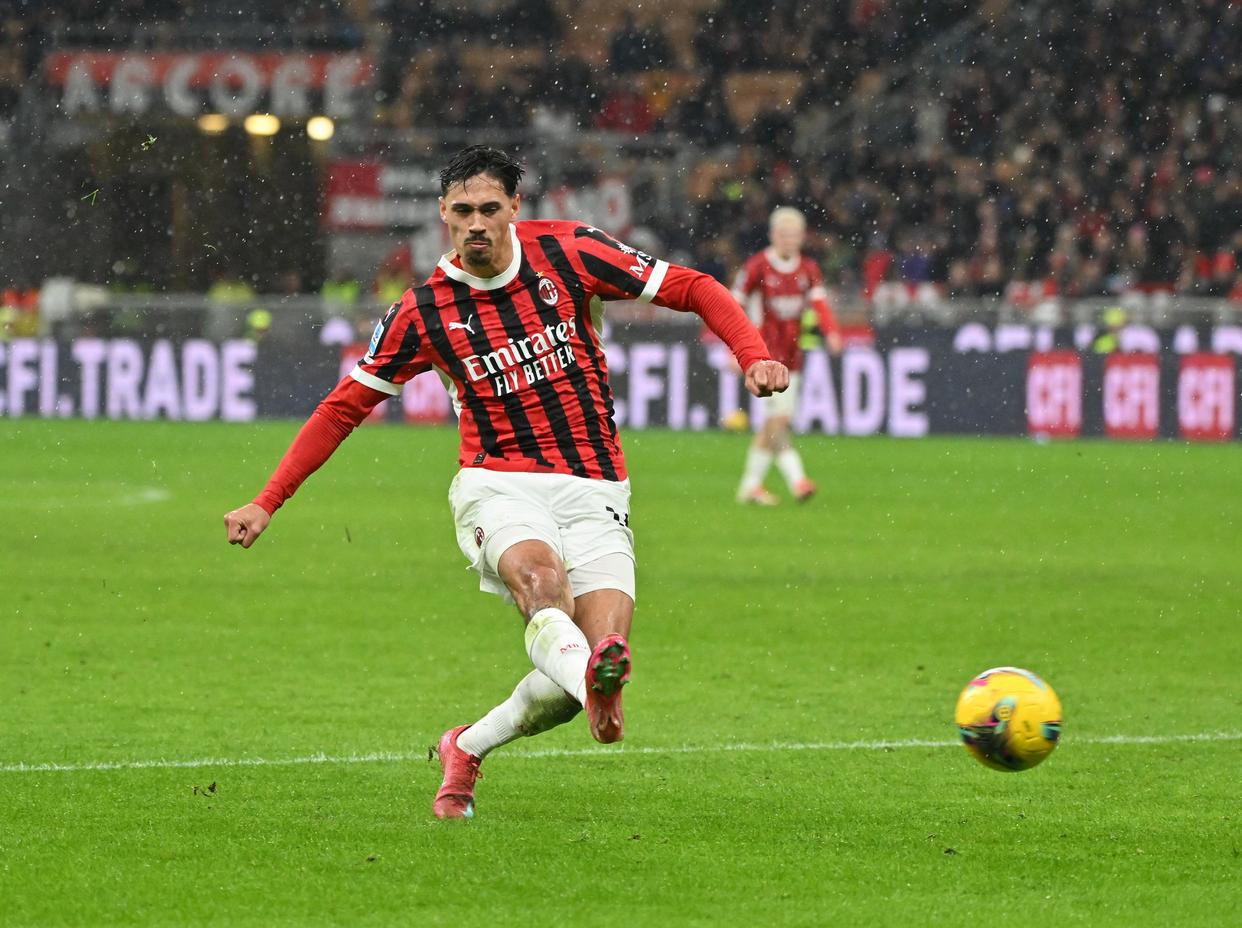 切尔西险胜AC米兰,拉莫斯梅开二度意甲的简单介绍 切尔西险胜AC米兰,拉莫斯梅开二度意甲的简单介绍