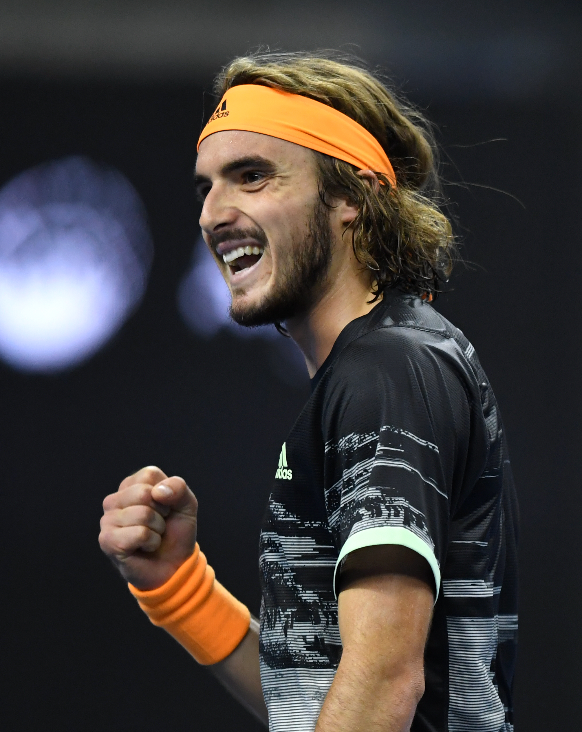 开云体育APP下载-日本网球队翻盘英国网球队,西西帕斯高光表现的简单介绍