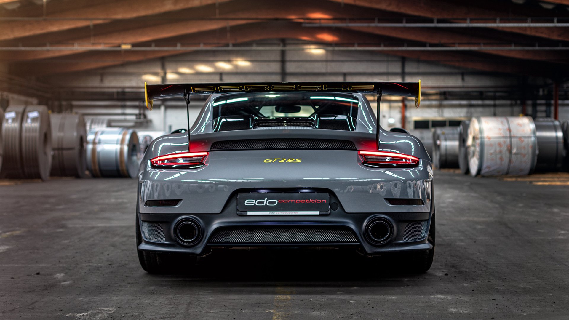 绿茵场与篮球馆的共鸣，德甲争冠焦点战启示上海队完胜76人的胜利哲学