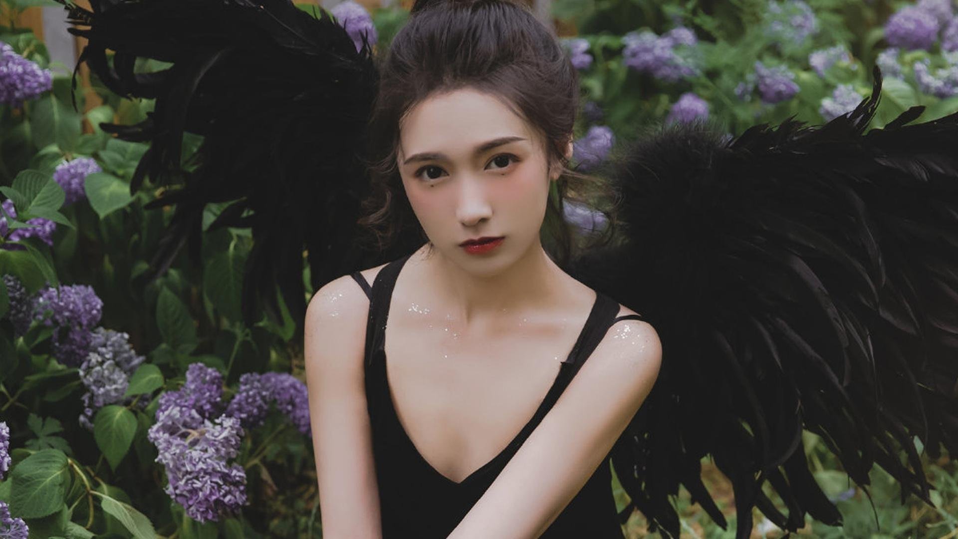 末节风暴与内线铁幕，快船如何吞噬太阳，戈贝尔如何统治季后赛